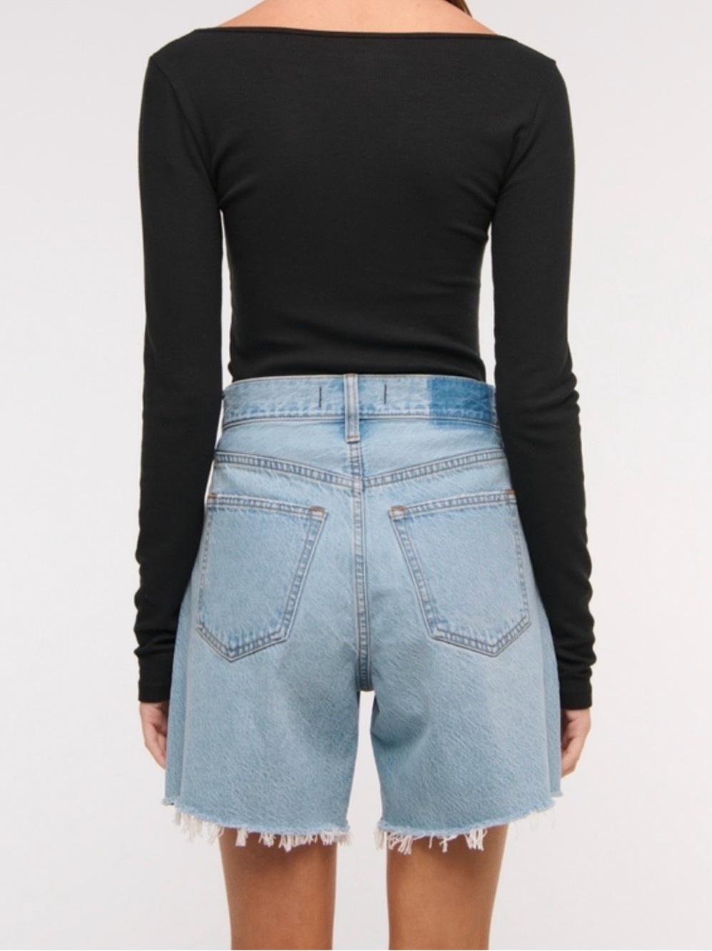 Abercrombie & Fitch High Rise Loose Denim Shorts - Picture 14 of 16